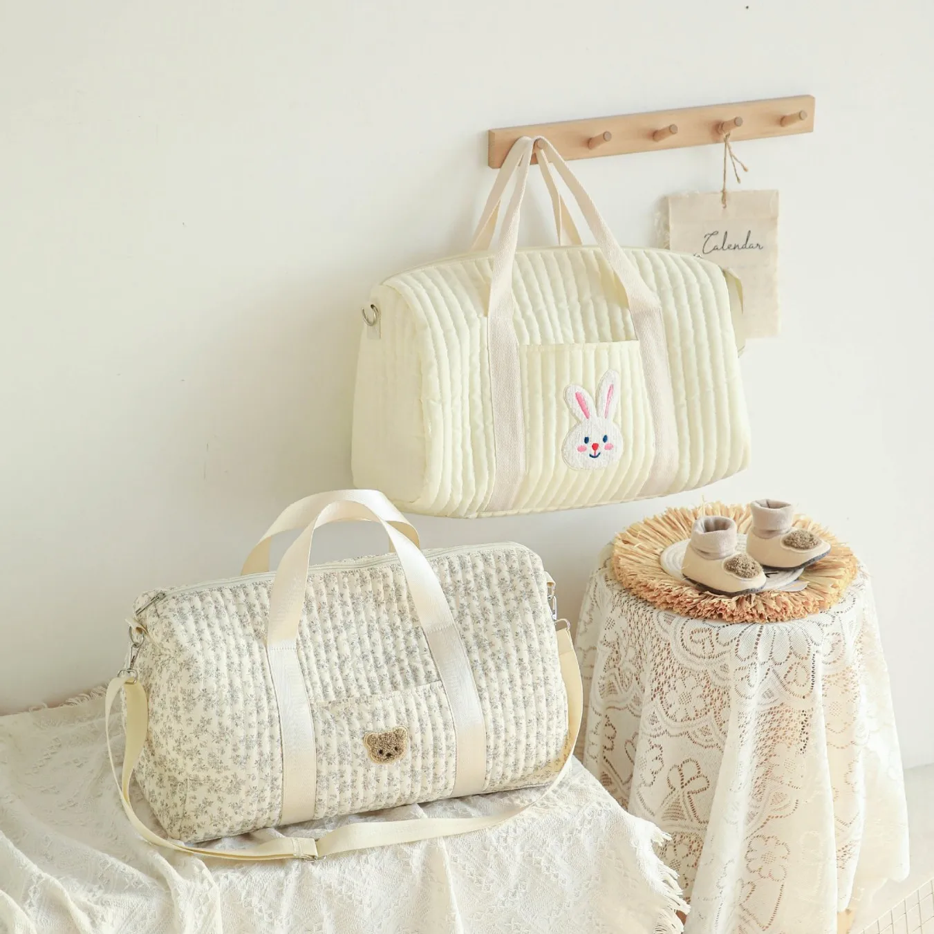 

Mommy Nappy Bags Diaper Bags Large Capacity Tote Bag Luxury Designer Bag Mother and Baby Floral Messenger Activity Diaper Bag