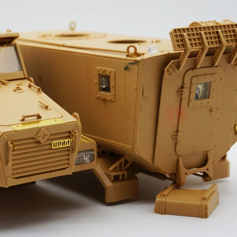1/35 RPG Model  35008 Russian Ural 63095 Typhoon U Armored Vehicle assembly Scale Model Kit - Image 4