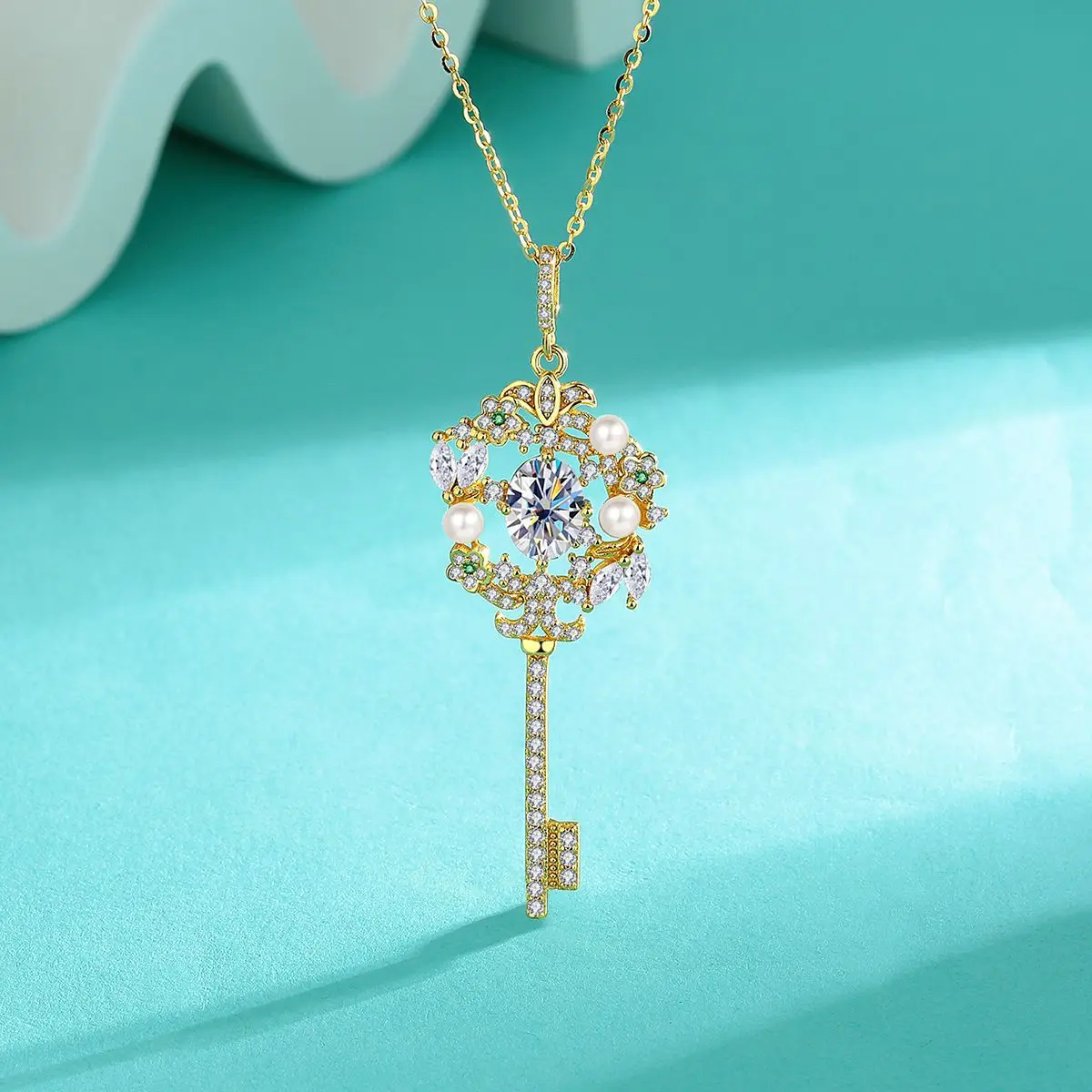 

S925 Sterling Silver Seiko Luxury Key Moissanite Pendant Pearl Zircon Clavicle Chain