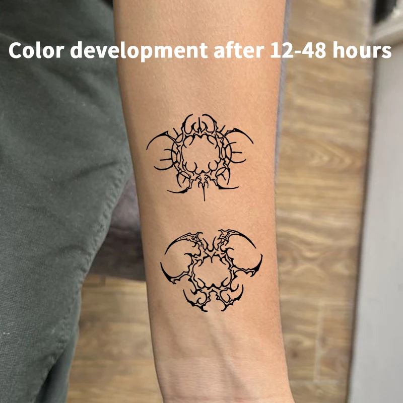 Asymmetrical Round Herbal Juice Tattoo Sticker Temporary Tattoos Gothic Half Arm Chest Waterproof Fake Tatto for Women Men Art