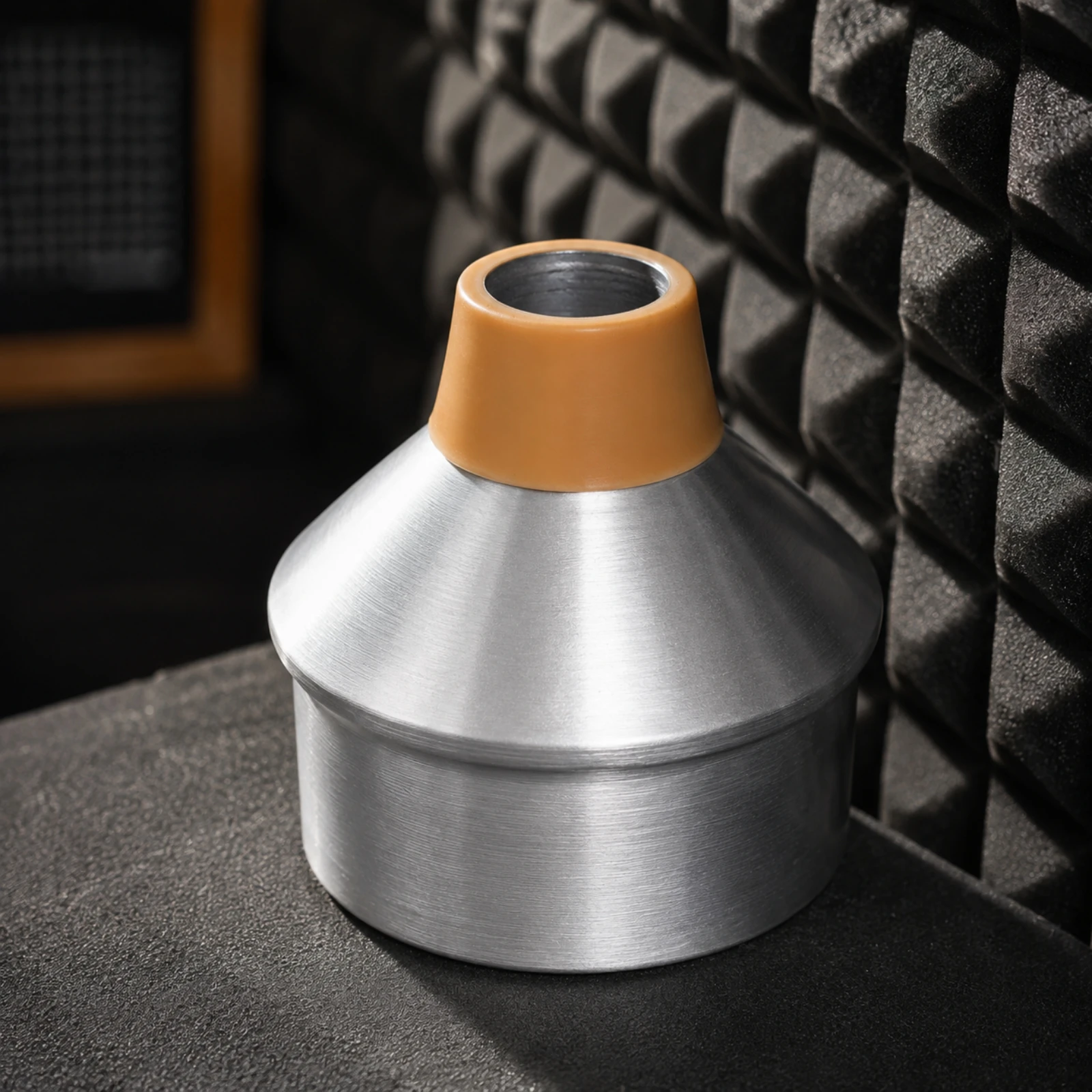Trumpet Mute with Rubber Sealing Sleeve Sound-Reducing Aluminum Alloy Trumpet Mute Elastic Compact for Apartment Rehearsal