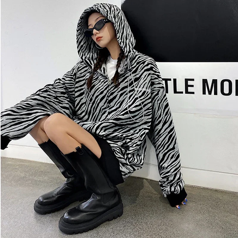 Jackets Women Zebra Printed Hooded Hip Hop Couple Loose Popular High Street Cool Girls Womens Chic Korean Style Zipper Coats Ins