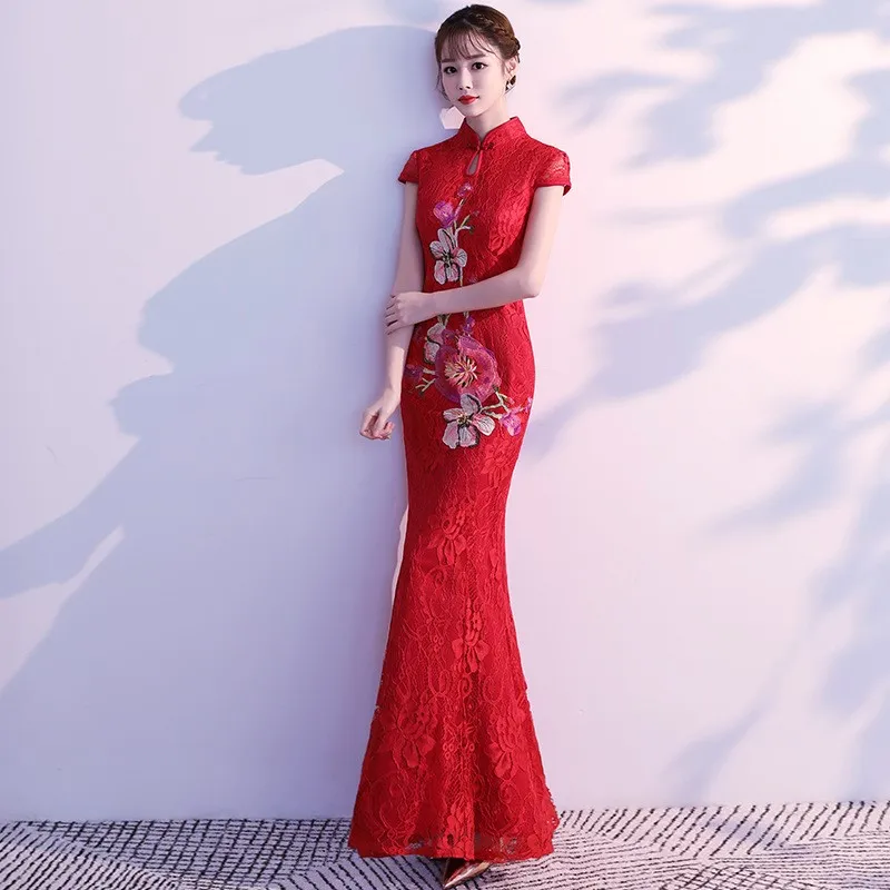 The long ceremonial cheongsam fashion show improved performance fitted red toasting dress for women