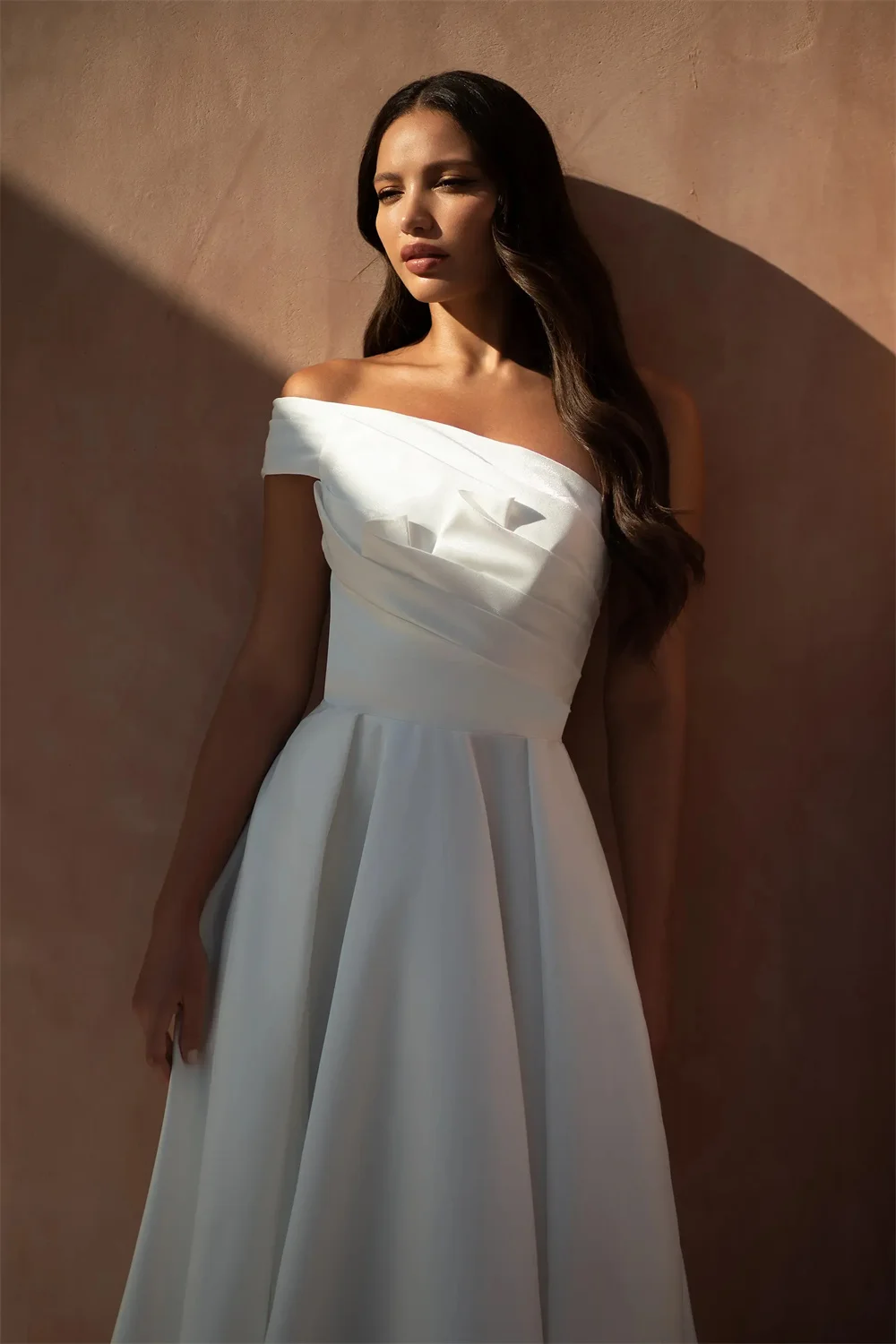 Tokyo Customized White One Shoulder Wedding Dress Sleeveless A-Line Back Zip Elegant Bridal Gown 2025 Court Train Wedding Gown