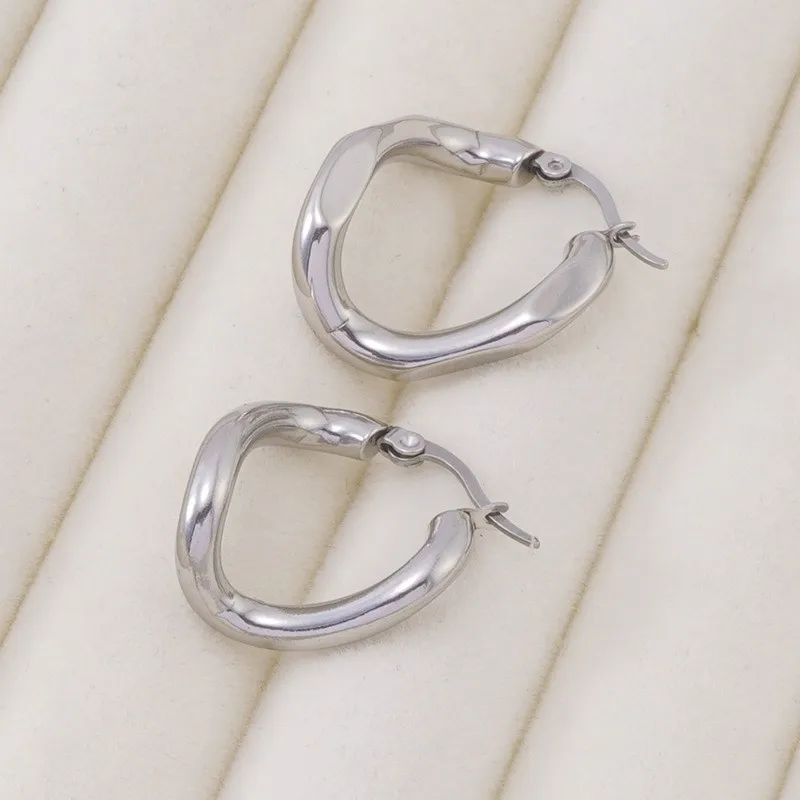 Geometric Titanium …