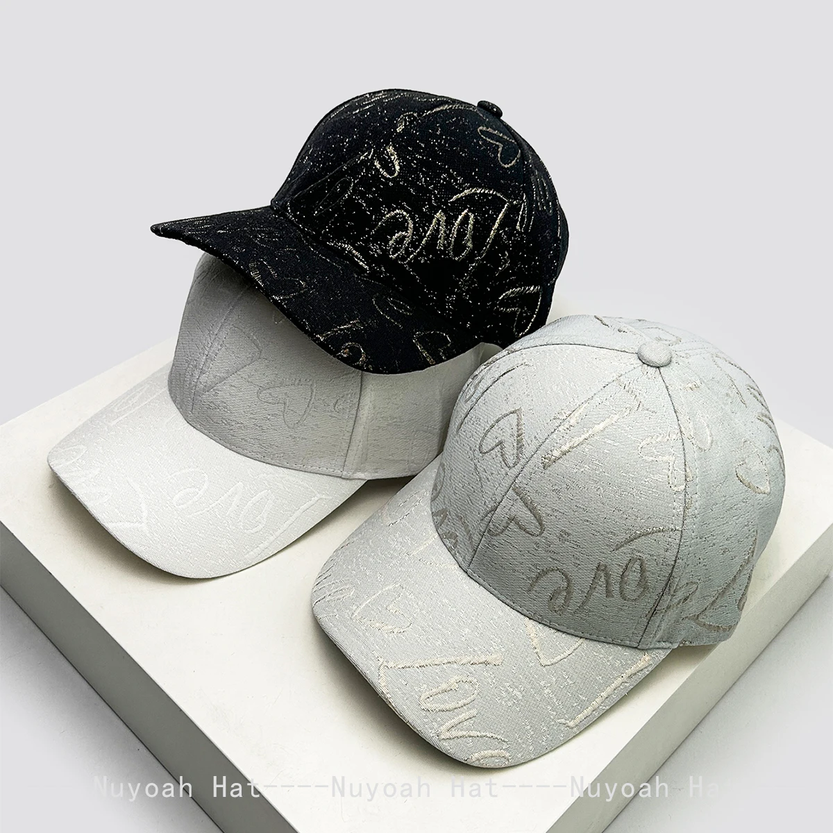 

New Men Women Premium Feel Flashing Letters Baseball Hats Sunshade Personal Versatile Simple Peaked Caps Casual Fashion Hardtop