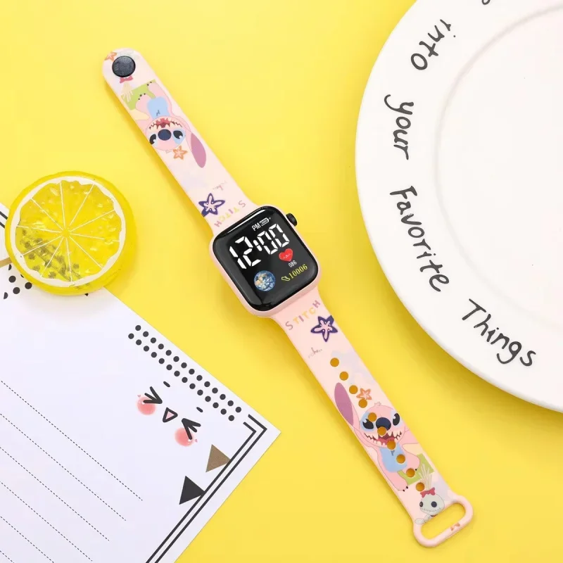 Orologio elettronico intelligente Sanrio carino Hello Kitty stampato a colori per studenti LED Orologio elettronico con pulsante Y1 quadrato stampato alla moda