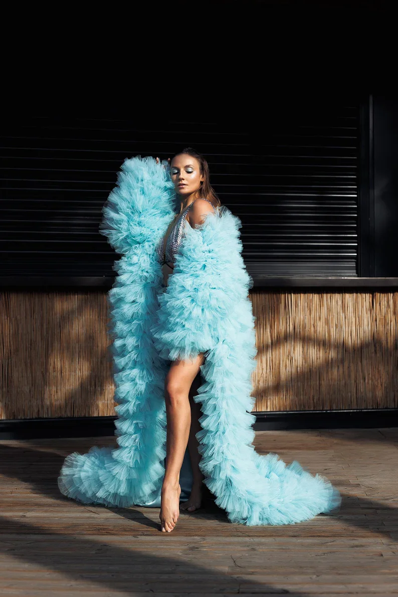 Tiffany Blue Coat Long Sleeves Ruffles Cape for Photo Shoot Women Ruffled Tulle Long Jackets Event Party Dress Maternity Robe