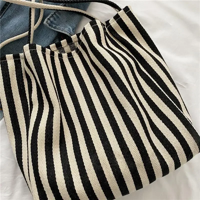 Korean Version Of Retro Literary Handbag Simple Fresh Striped Shoulder Bag Fashion Large Capacity Shopping Bag