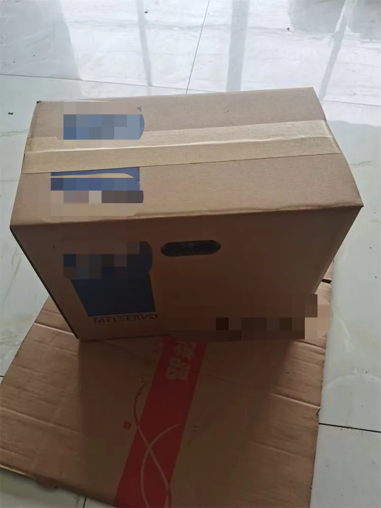 محرك سيرفو HG-SR352B جديد في صندوق متوفر في المخزون شحن سريع مجاني بواسطة DHL/FEDEX HG-SR352B