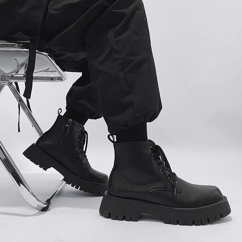 New Fashion Lace Up Casual Mens Boots Mens Thick Sole Ankle Boots Trendy Comfortable Mens Classic Black Motorcycle Boots Zapatos