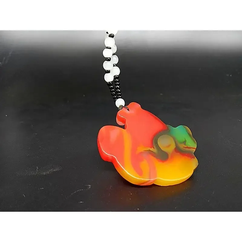 Men\'s and women\'s goldfish pendants are colorful every year, and the pendant is new.