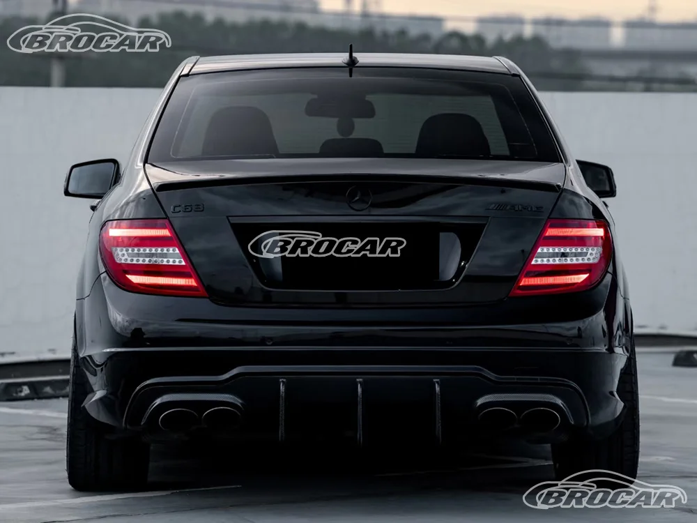 Heckdiffusor für Mercedes-Benz W204 C63 AMG 4-Türer 2008 09 10 2011 Echtcarbon-Diffusor Schürze Spoilerlippe Karosserie-Kit