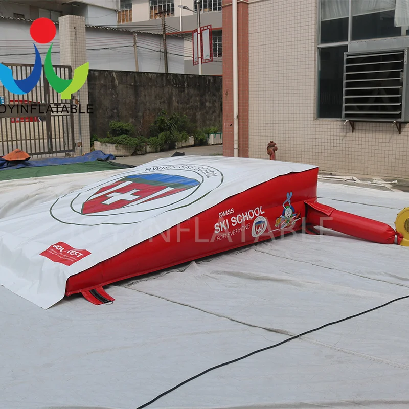 Customize Design Sport Inflatable Skiing Stunt Airbag Inflatable Landing Airbag Mat Sports Games Ramp Pad Sloped Mtb For Sale