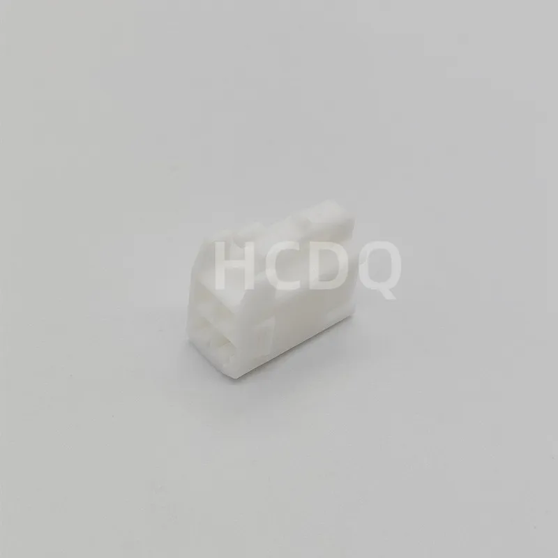 The original 90980-10795 4PIN  automobile connector plug shell and connector are supplied from stock