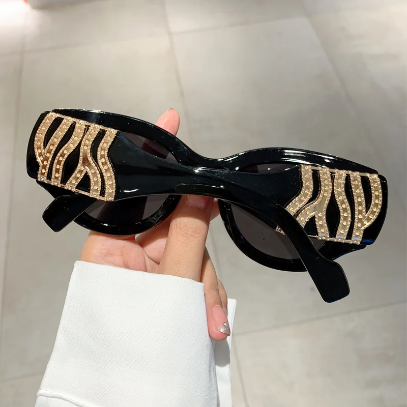 Big Frame Cat Eye Sunglasses Women Fashion Vintage Trendy Sun Glasses Punk Oversized Luxury Brand Designer Sexy Ladies Shades