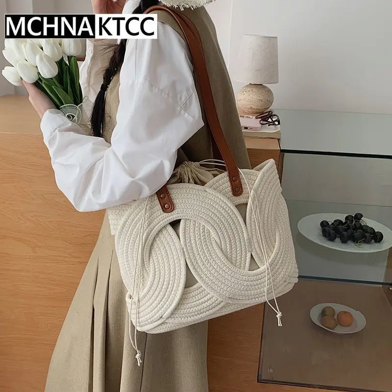 

2026 New Fashion Pack Casual Versatile Premium Textured Package Woven Handheld All-match One Shoulder Bag