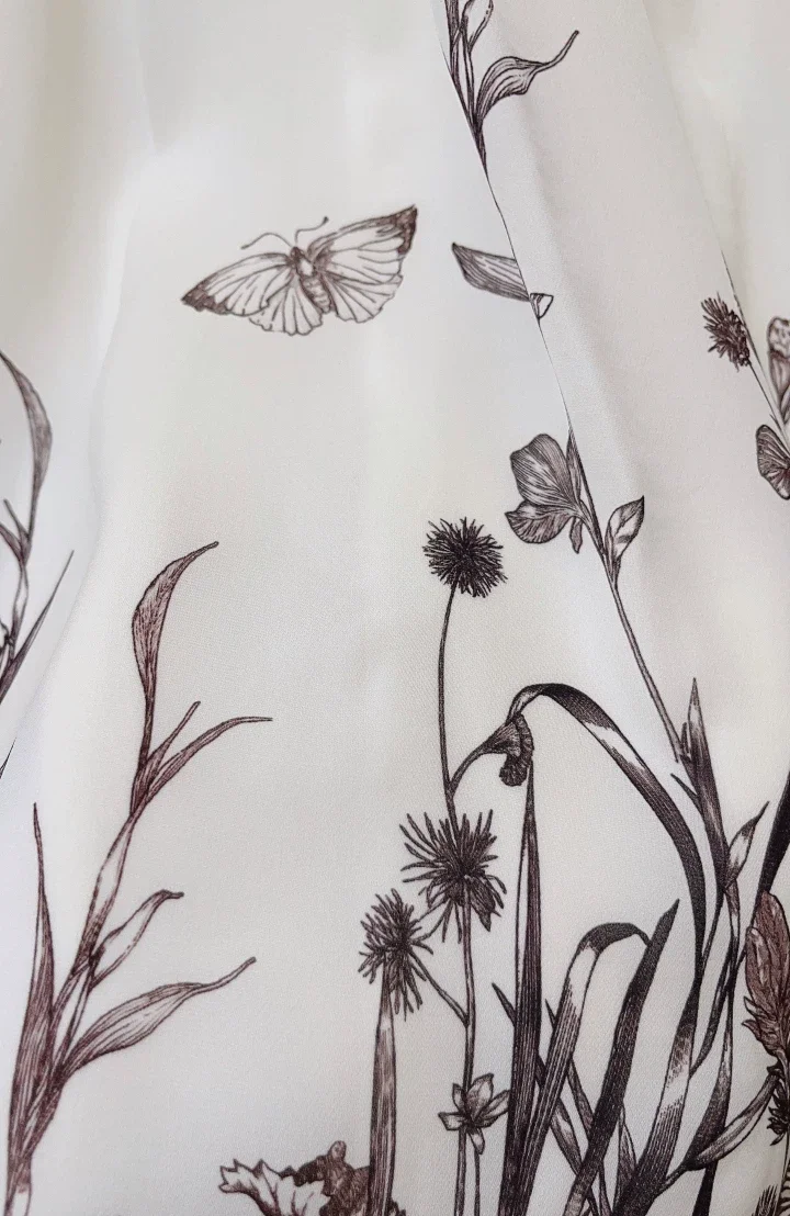 ⁠ Luxe witte blouse van 100% m - Printed Floral Shirt recensie en prijs
