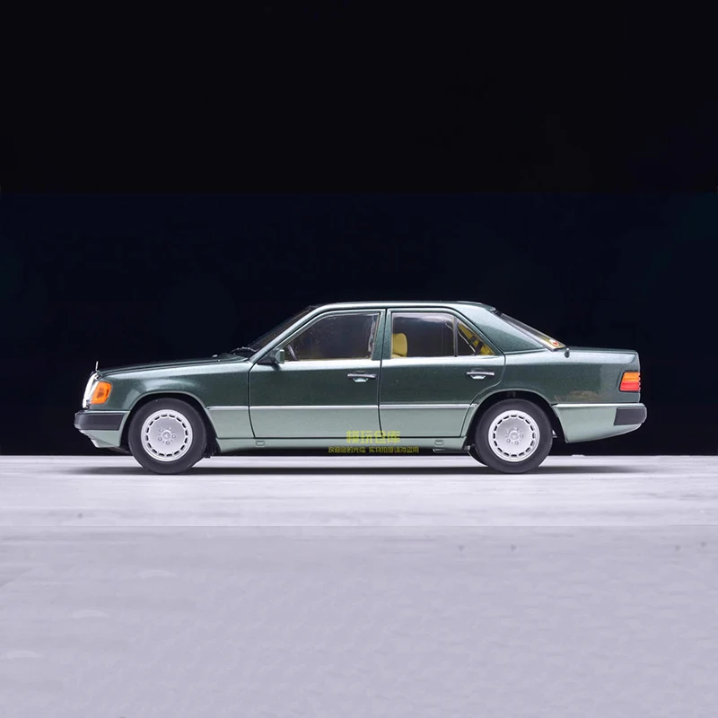 โมเดลรถจำลองอัลลอยด์ รถเบนซ์ E-Class W124 230E ปี 1990 รุ่นซีดาน สเกล 1:18 ของสะสม ของเล่น ของที่ระลึก ของตกแต่ง