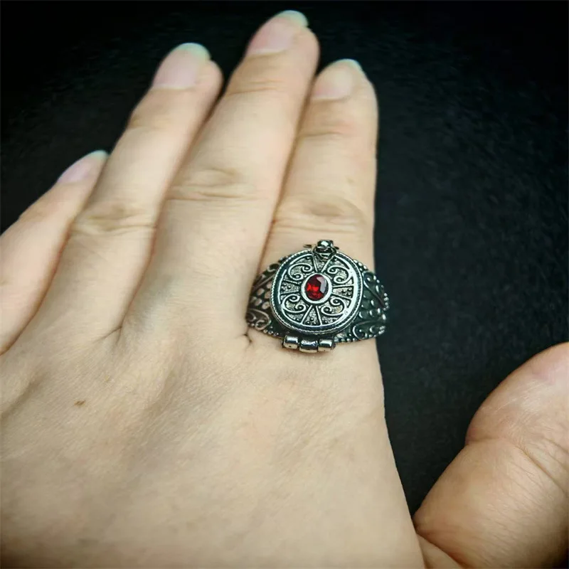 Bague Gothique Créative pour Femme, Personnalité, Peut s'Ouvrir pour Contenir des Objets, Niche, Rétro, Tendance, Bijoux de Vacances, Accessoires, Nouveau
