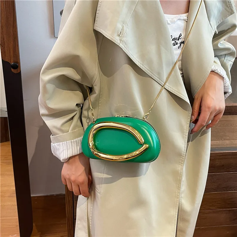 Retro Gold Metal Handle Women Clutch Bag PU Leather Chain Shoulder Crossbody Bag Mini Evening Purse for Party Wedding Daily Use view 4