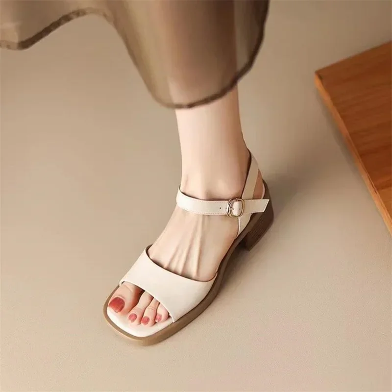 Wrapped toe sandals with a root