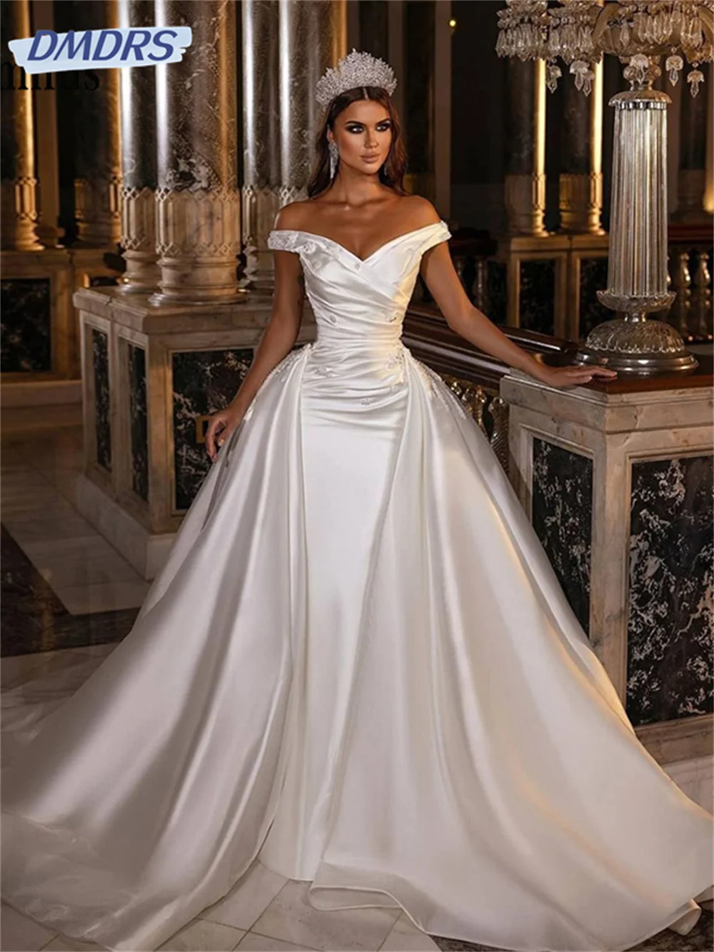 Simple Satin Wedding Dress Off the Shoulder V-neck Backless With Detachable Train Elegant Bride Gown Princess Wedding Gowns