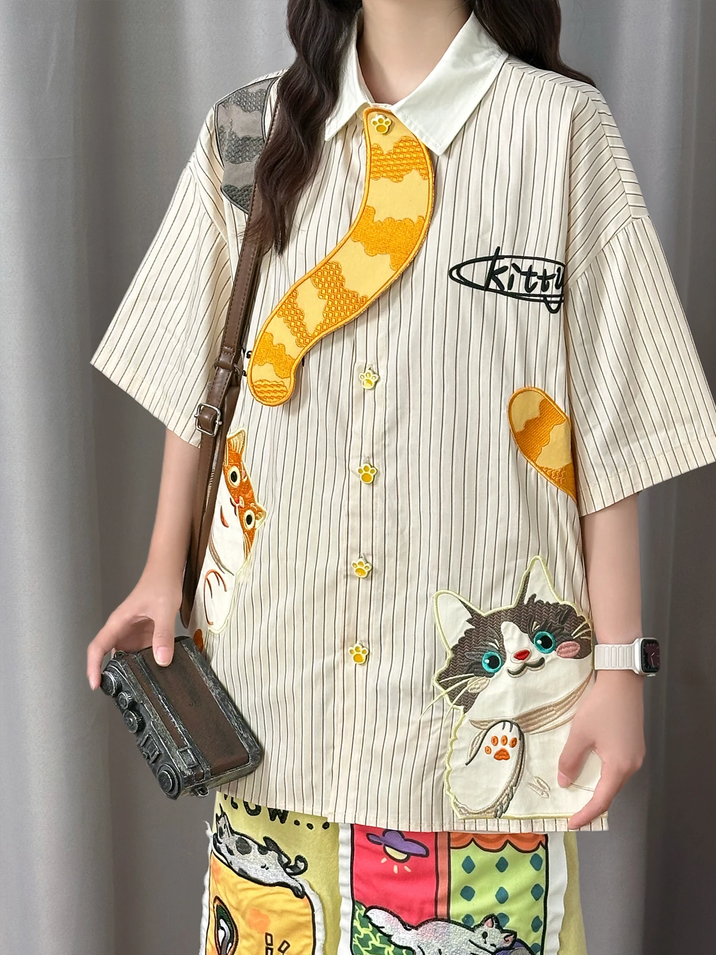 Camiseta Original Japonesa Retro con Bordado de Gato de Dibujos Animados, a Rayas, de Manga Corta, Holgada, para Mujer, Linda...