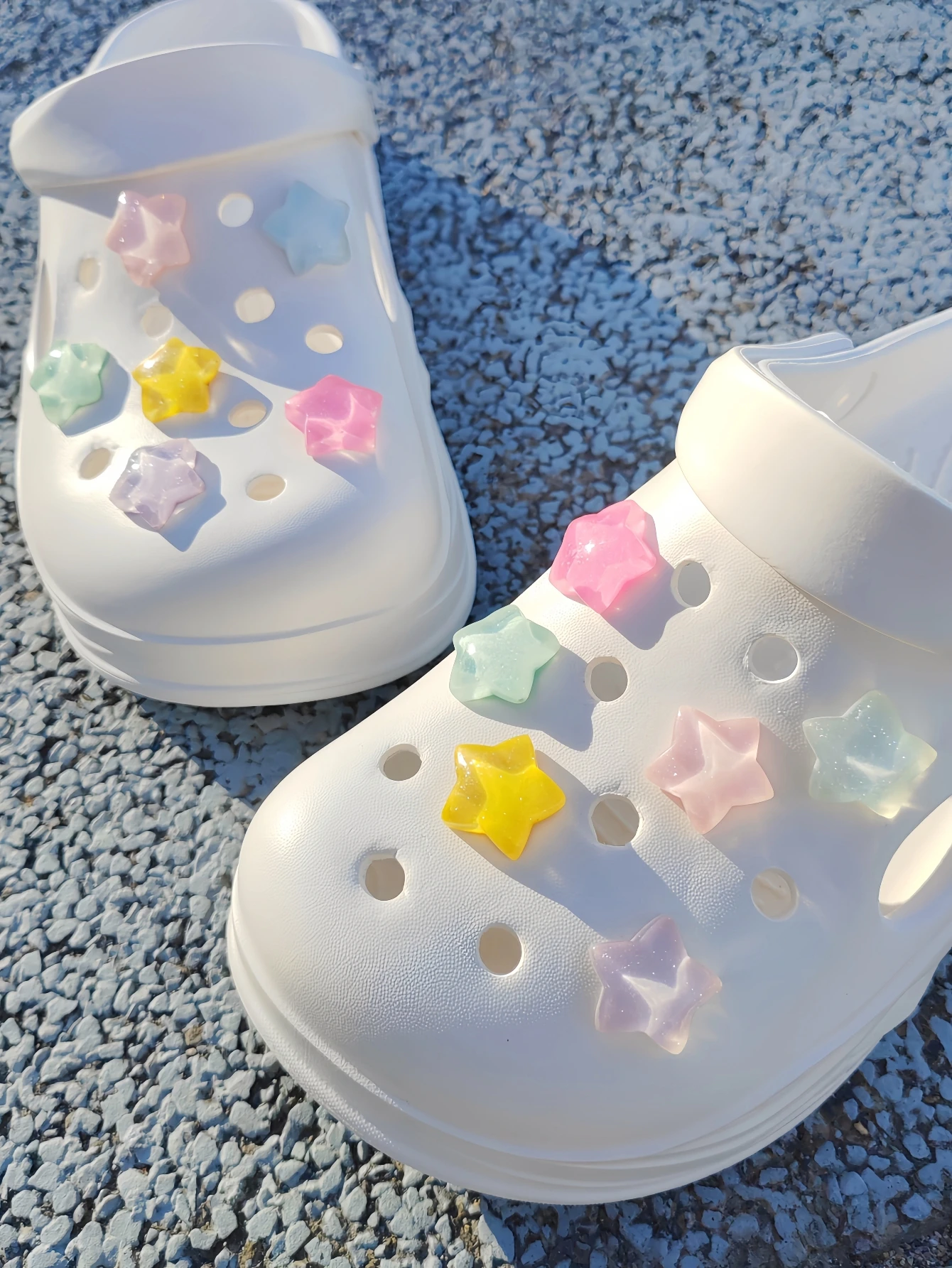 12pcs Women\'s Shiny Colorful Stars Sandals Shoe Accessories, Slippers Accessories DIY Shoe Flowers Removable Decorative Buckles