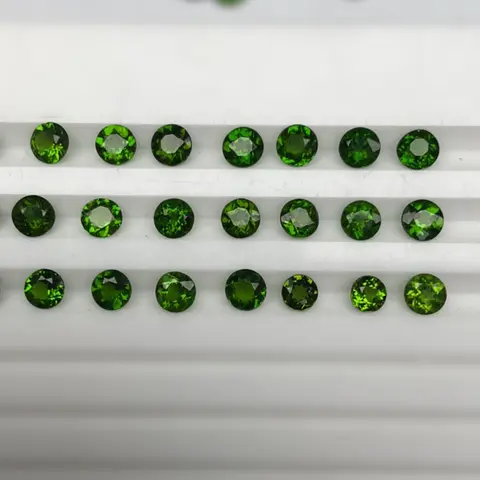 공장 도매 천연 Diopside 느슨한 돌 라운드 컷 5mm 에메랄드 보석 반지 귀걸이 목걸이 DIY 쥬얼리 액세서리 공장 도매 천연 Diopside 느슨한 돌 라운드 컷 5mm 에메랄드 보석 반지 귀걸이 목걸이 DIY 쥬얼리 액세서리