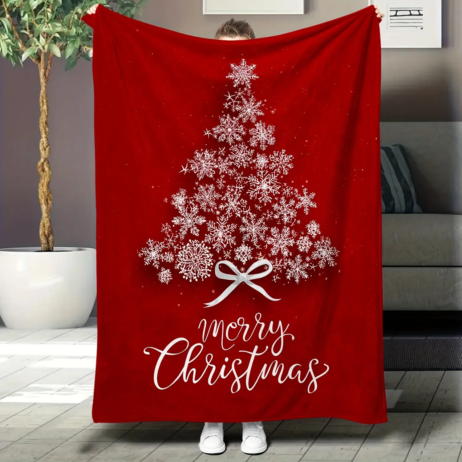 

Red & White Christmas Tree Blanket - Soft Throw