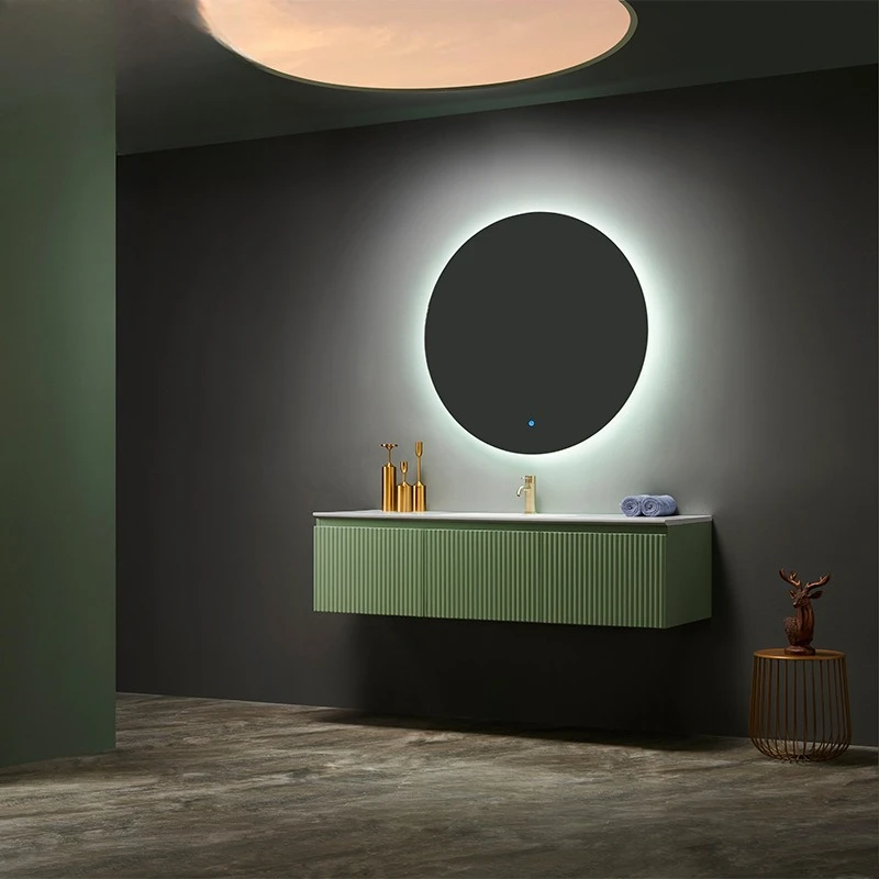 خزانة حمام مطلية بالخشب الصلب متعددة الطبقات، حوض غسيل مرحاض متكامل، حوض غسيل مثبت على الحائط بسيط