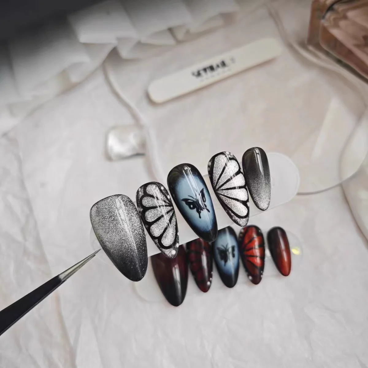 New Butterfly Cat's Eye Red Black Handmade Nail Art Patch Short Nail Medium and Long Premium Sense Nails Press On