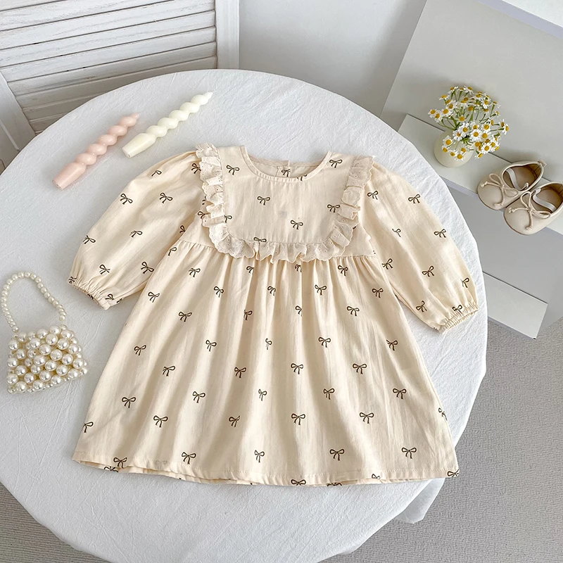 Girls 2025 Retro Style Bow Long Sleeved Dress Dress Spring Autumn New Children Jacquard Ruffled Clothing Cotton Princess Dress