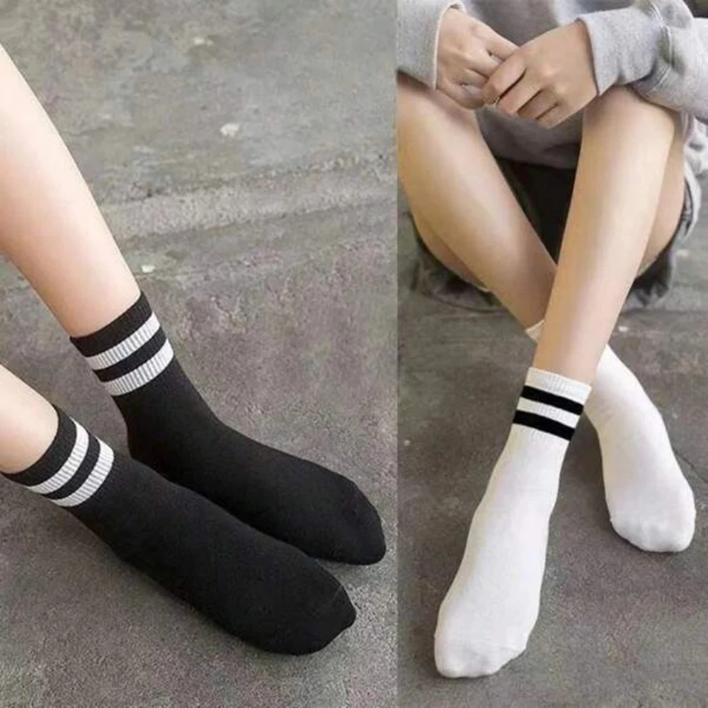 4 Pairs Versatile Women\'s Socks Simplicity Parallel Bar Pattern Fashion Breathable Autumn High Quality Women\'s Mid Length Socks