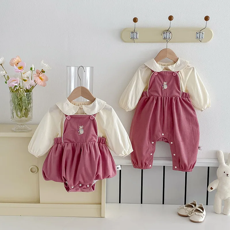 

2024 Baby Girl Two Piece Set Newborn Autumn Korean Children Clothing Baby Girls Solid Color Shirt Suspender Pants Cute Clothing