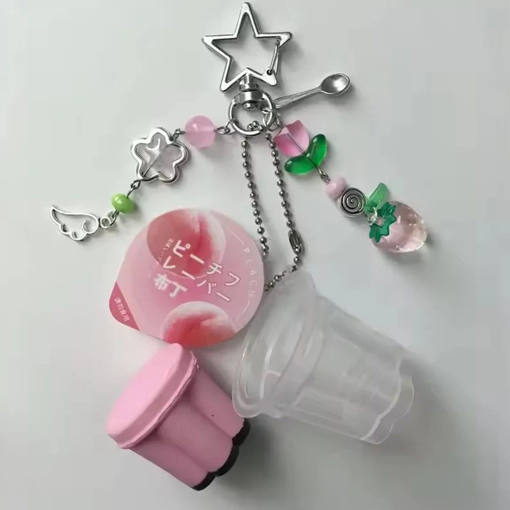 LLavero de pudín japonés, colgante de llave con cuentas de flán de huevo rosa y amarillo, colgante de llave Y2K Heisei, llavero con cuentas estéticas Retro