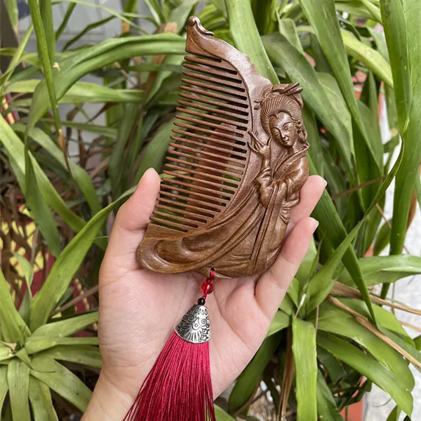 

Natural gold silk sandalwood, antique fashion, carved wooden comb, massage, anti-hair loss, static electricity, household gifts