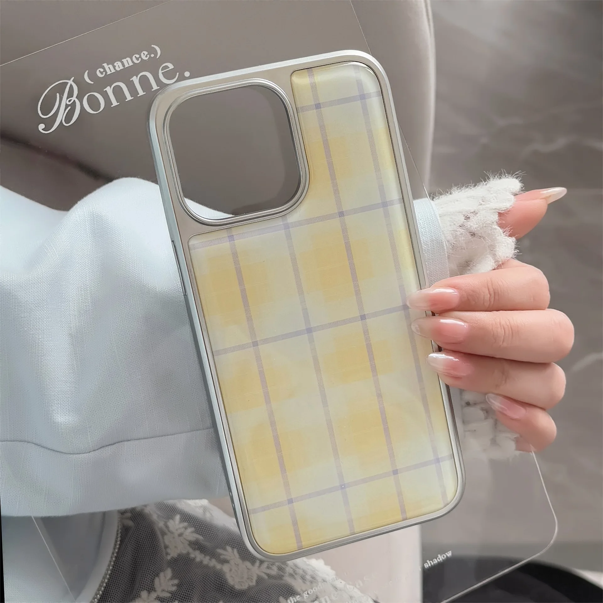 

Spring Yellow Plaid Phone Case For iPhone 16PRO/15 PROMAX Gril's Sweet Art Phone Case Drip Glue Anti-fall Case