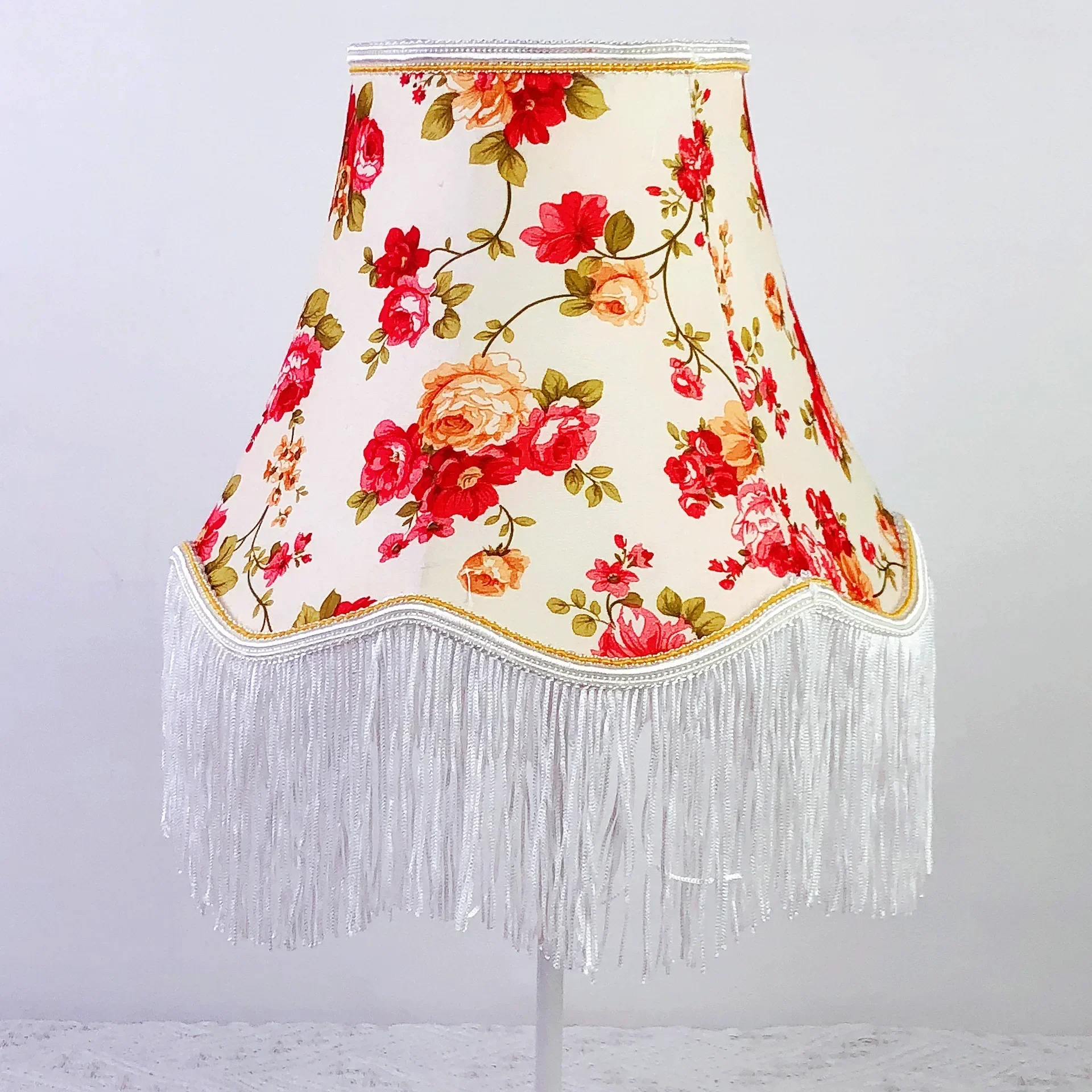 Flower Tassel Lampshade Creative Bedside Woven Lampcovers for Table Lamp European Style Handmade Lighting Accessories