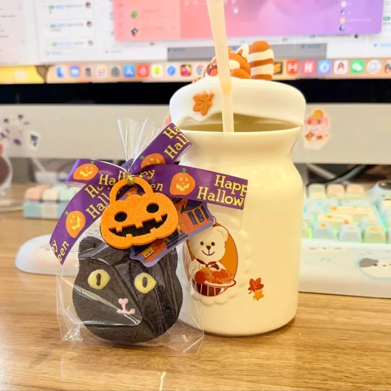 

2025 New Stock Bear Dessert House Series 1270ml Stainless Steel Straw Mug Insulated Cup With Bread Handle Christmas Gift