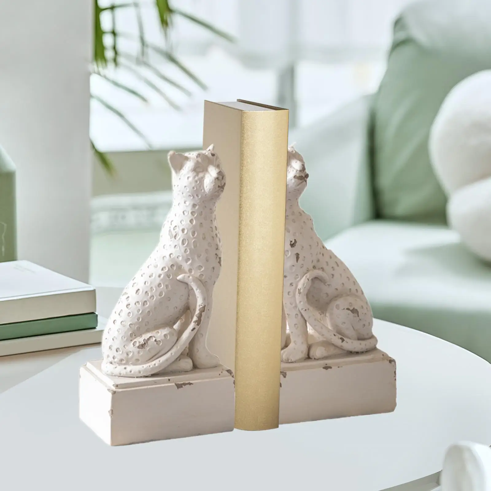 

2 Pieces Civet Cat Statues Book Stand Book Ends for Library Desktop Decor