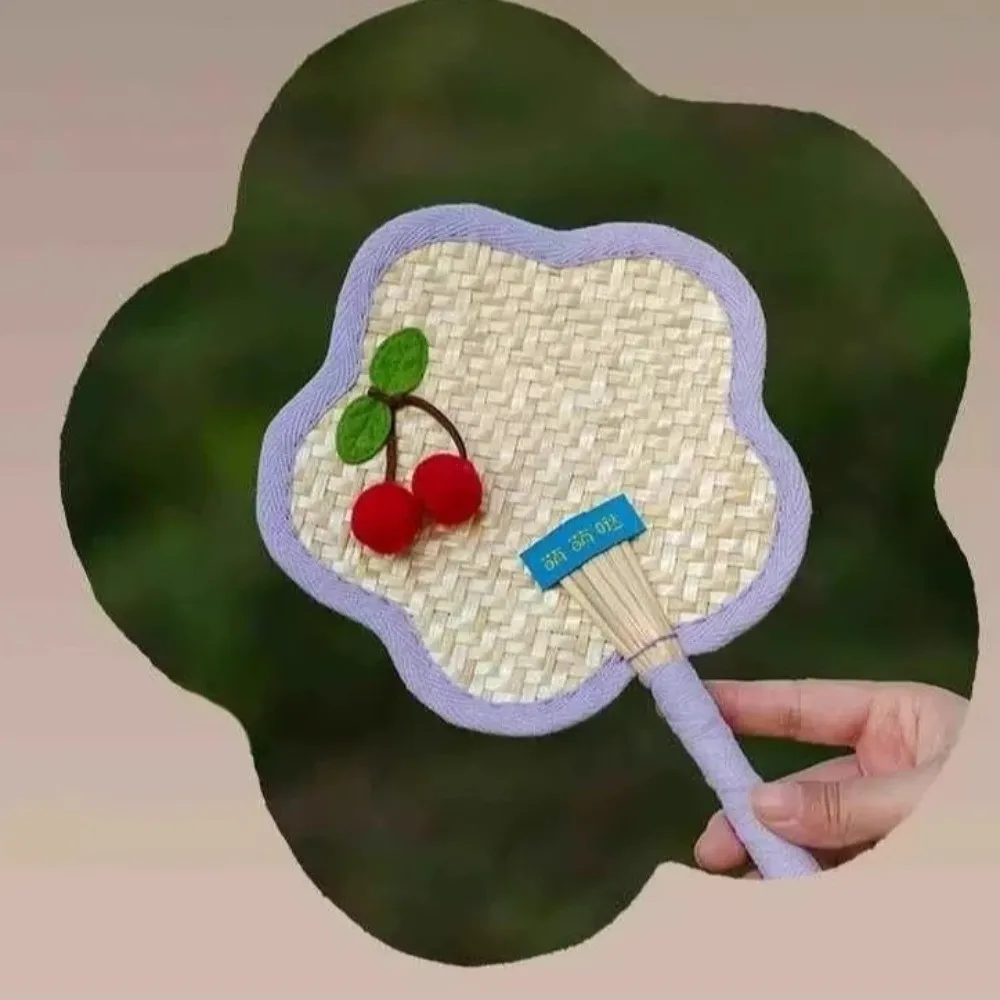 Creative Flower Shaped Handwoven Fan Colorful Edging Lightweight Portable Fan Vintage Straw Fan Photo Prop