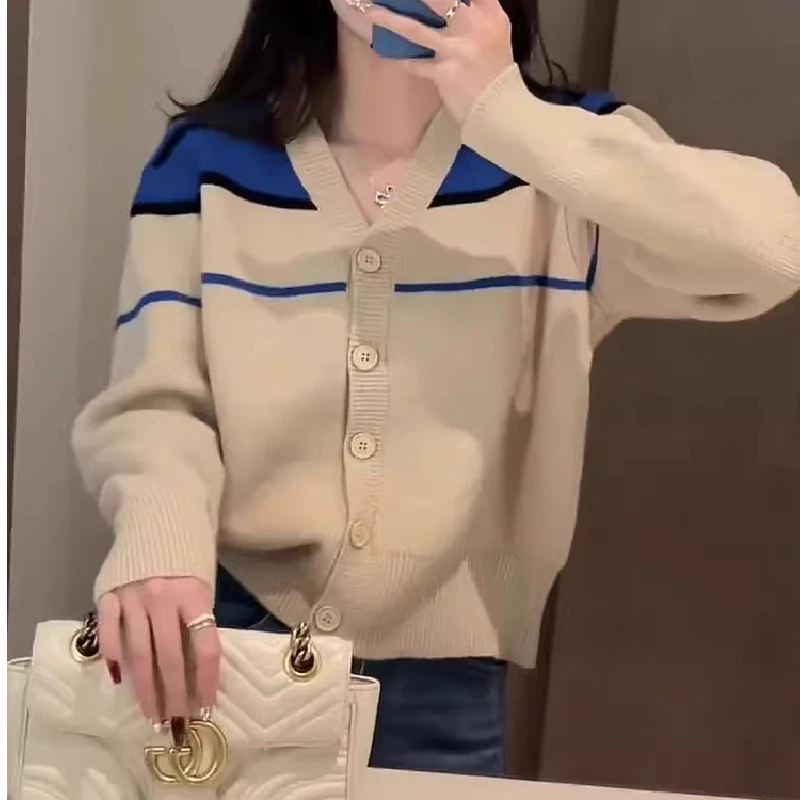 厚手の冬の女性のニットセーターオーバーヘッドスタイル V ネック長袖レギュラーフィット秋のファッションシングルピースカーディガン