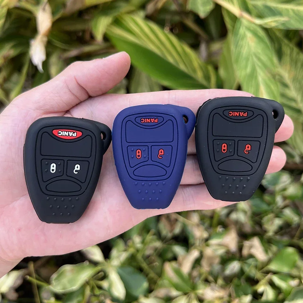 For Chrysler Pacifica Aspen 300 Dodge Caravan Jeep Wrangler Commander Grand Cherokee 3 Buttons Silicone Key Cover Case Keychain