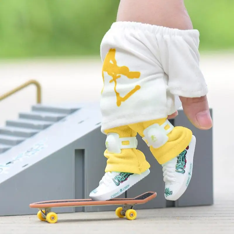 Mini planche à roulettes avec pantalon et chaussure pour enfants, ensemble de scooter, jouets de jeu, cadeau d'anniversaire, fête d'Halloween