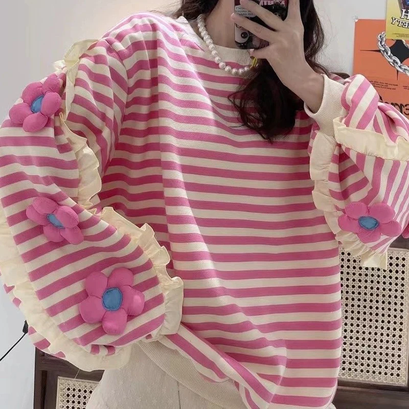 Dopamine striped three-dimensional flower pink top women's autumn and winter new long-sleeved color matching pullover sweater