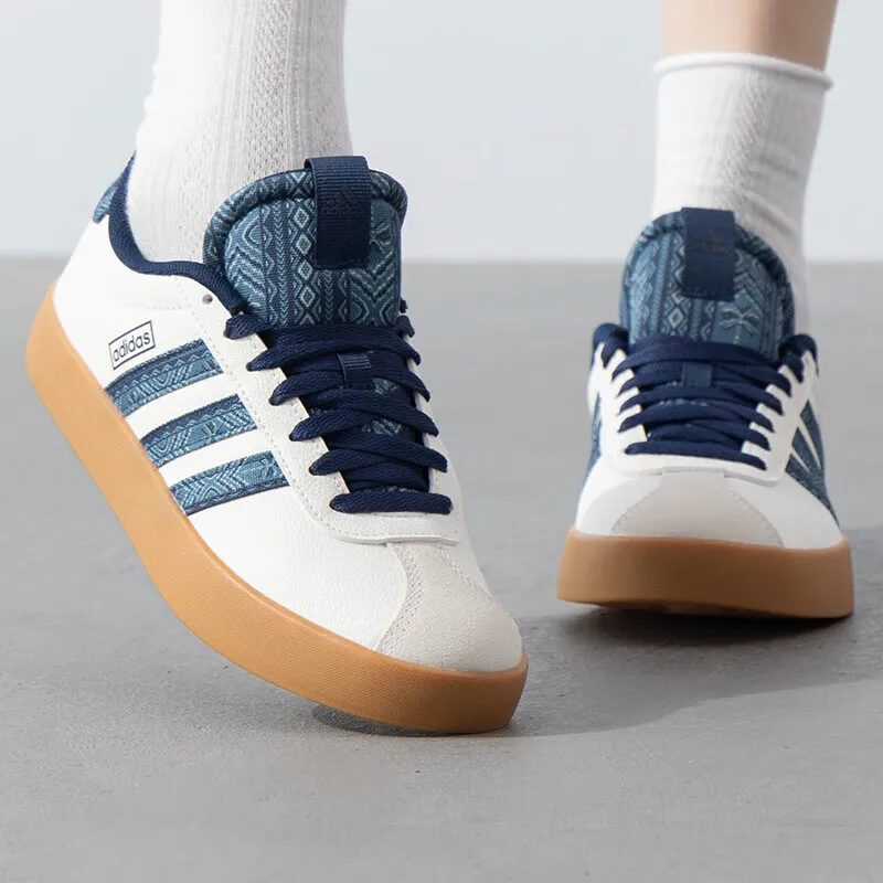 Adidas sepatu kasual wanita sepatu 2024 baru musim gugur VL COURT 3.0 tren sneakers ringan bersirkulasi sepatu papan retro IH4809