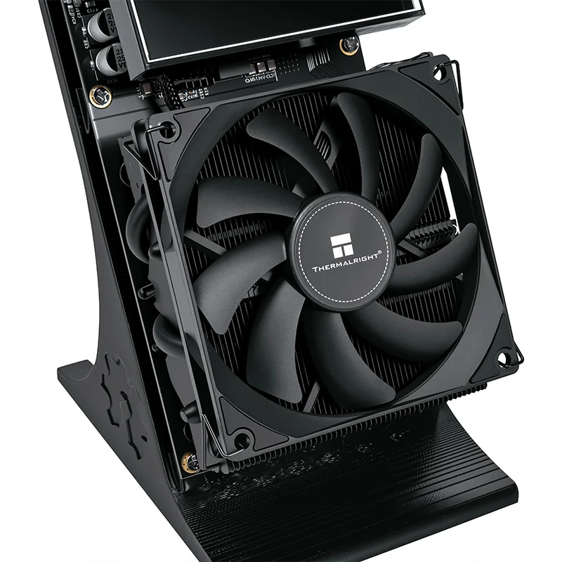 Neue Bitaxe NerdQaxe++schwarze BTC-Mining-Maschine, mit einer Computerleistung von 4,8 TH/s, Stromverbrauch von 75 W und Netzteil