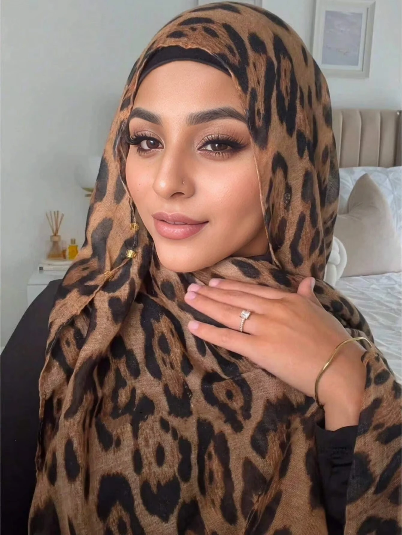 2024 Boho 1pc Leopard Print Soft Lightweight Women's Scarf Shawl Suitable Muslim Hijab Wrap For Daily Commuting & Outdoor Wear